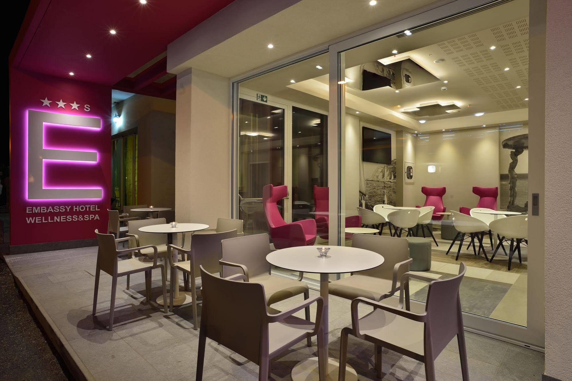Embassy Hotel & Spa Cattolica Exterior photo